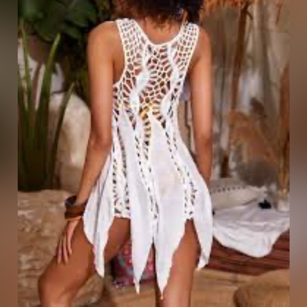 Vivid Collection of NY – Crochet Scarf Hem Tank Beach Cover-Up – Size L